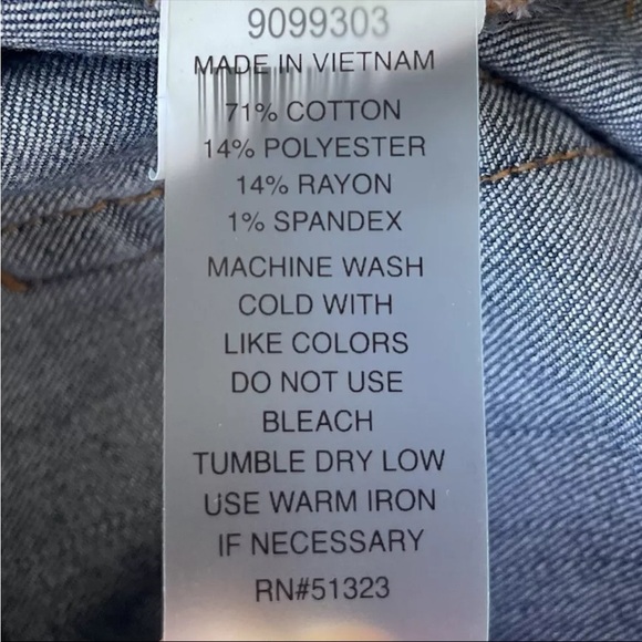 TWO by VINCE CAMUTO Jean Shorts Women 14 Denim 5-Pocket Stretch - Picture 4 of 4